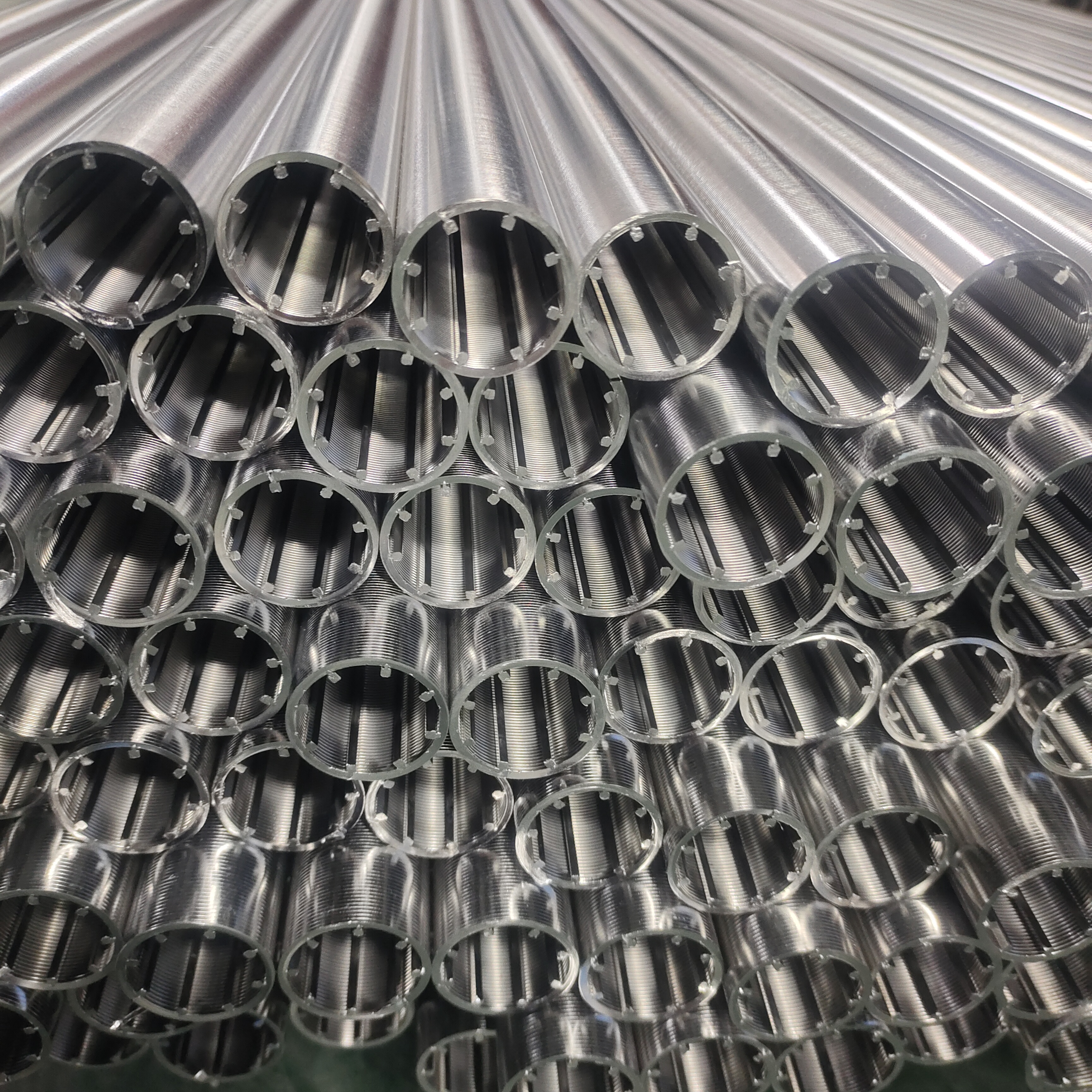 Vantaggi e caratteristiche del tubo a filo metallico -Pipe di Johnson